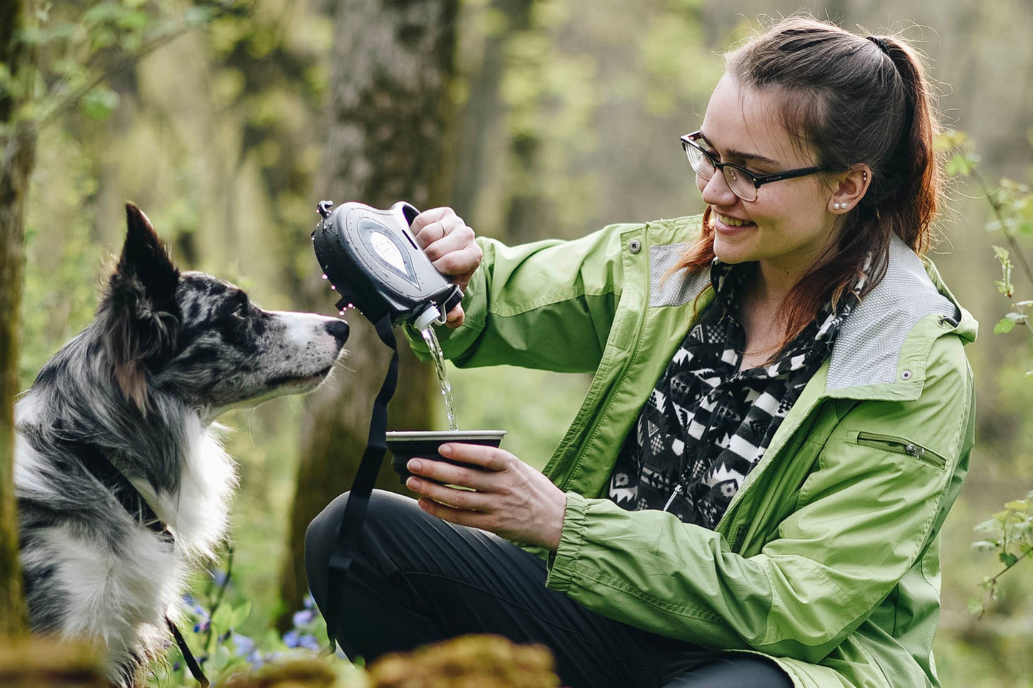 3 in 1 Dog Traction Leash with Water Bottle Harness Collar - Pet Walking Leash with Integrated Water Dispenser